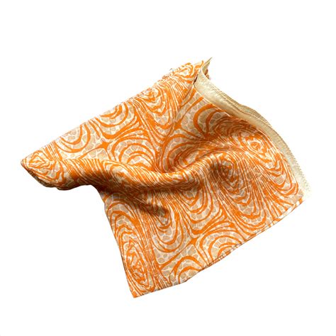 Foulard in seta beige 